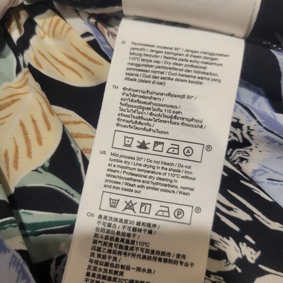 Maje Jungle Noir Blouse, Size 2 (Med/10) - Picture 10 of 14